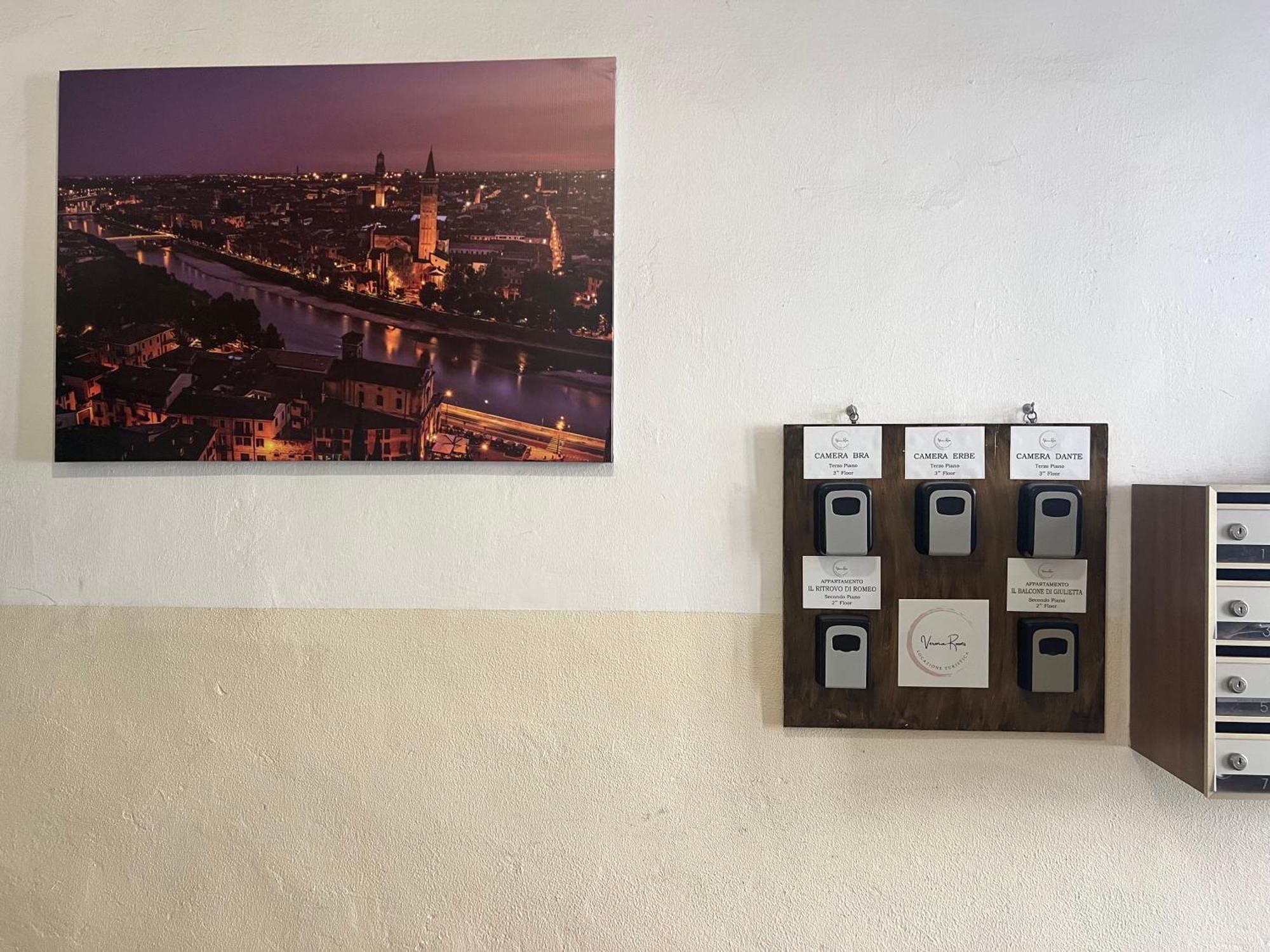 Verona Rooms Luaran gambar